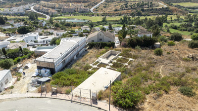 10-3e50b8be5b8cf91f2124a3c5191943c0-244