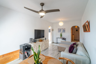 11-d1cf5881fc1bcd9b7caba52dcf1cbdee-226