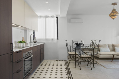 11-d1cf5881fc1bcd9b7caba52dcf1cbdee-323