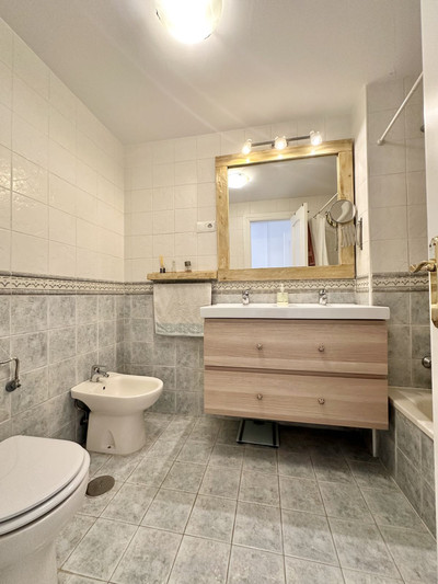 12-0a6c46aa53ed087ef1d1acde9344b037-204