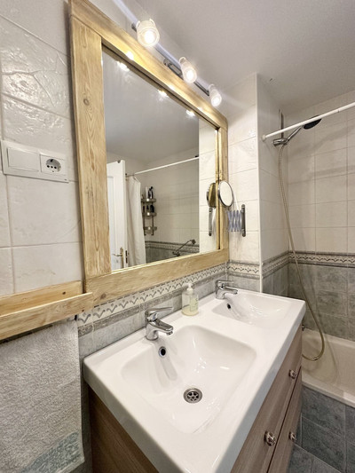 22-adaffcdc031fb6bc2106061c8b147490-98