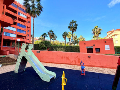 23-cab464ab3ce7aa7dc11d6f26c7f72a3c-128