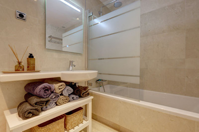 29-9f7b852c335cf0c44e7dd01578ee3f00-65