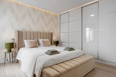 5-b932bcf4fe2dcf29ec63deb5c5ded9de-300